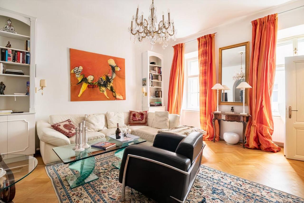 Imperial Gem . Flamboyant Studio . Heart Of Vienna Apartment Bagian luar foto